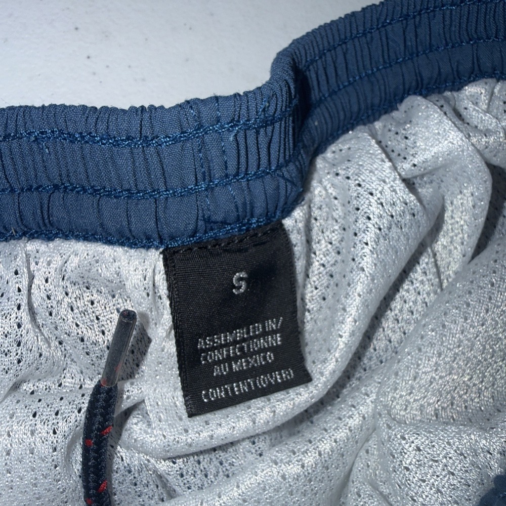 Patagonia 4" Swim Trunks Hiking Shorts Blue 57014 Mens Size Small Pockets - Picture 4 of 14